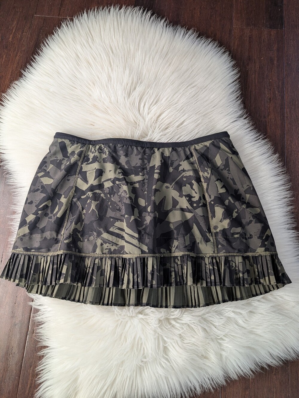 Lululemon | City Sky Run By Skirt | Pop Cut Fatigue | Women's Size 8